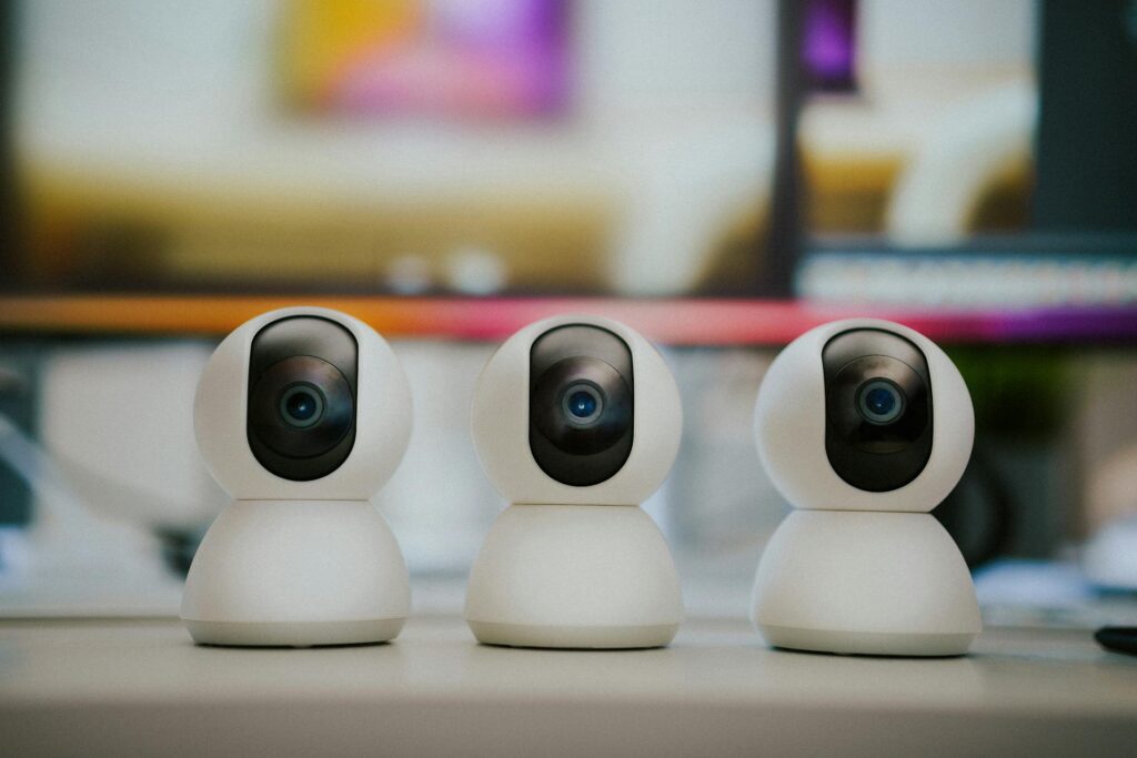 Expert Roundup: 7 Advanced Home Automation Scenarios with 5 Device Integrations